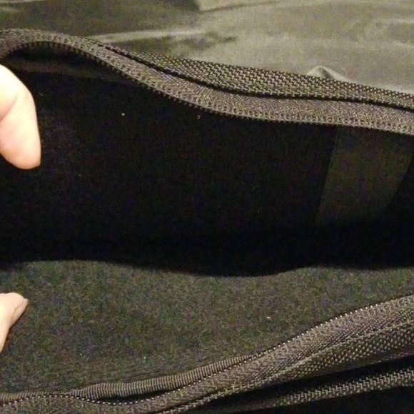 Eddie Bauer Travel Case - Picture 4 of 8